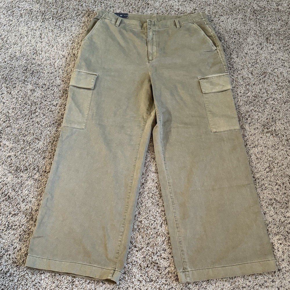 GAP Women's Size 16 Olive Cactus Green Cargo Pants Loose Wide Leg Mid Rise‎ NWT